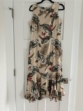 Hilo Hattie Cream Hawaiian Dress with Green & Red Floral Accents